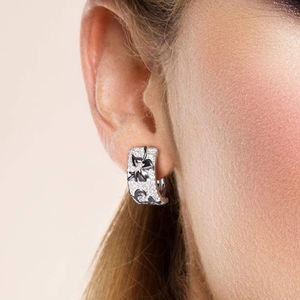 🖤 Gorgeous Sterling Silver  Black &White Micro Pave Floral Earrings